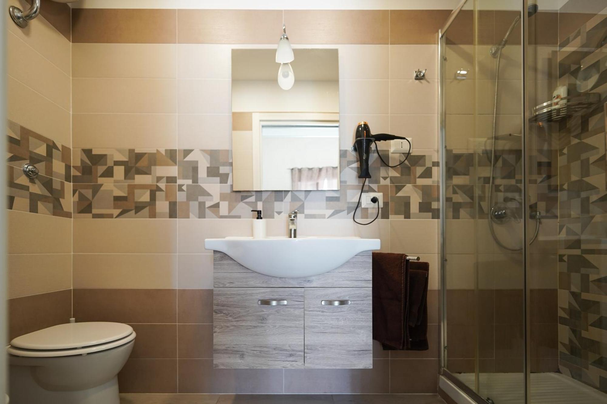Camera Matrimoniale con Bagno Privato